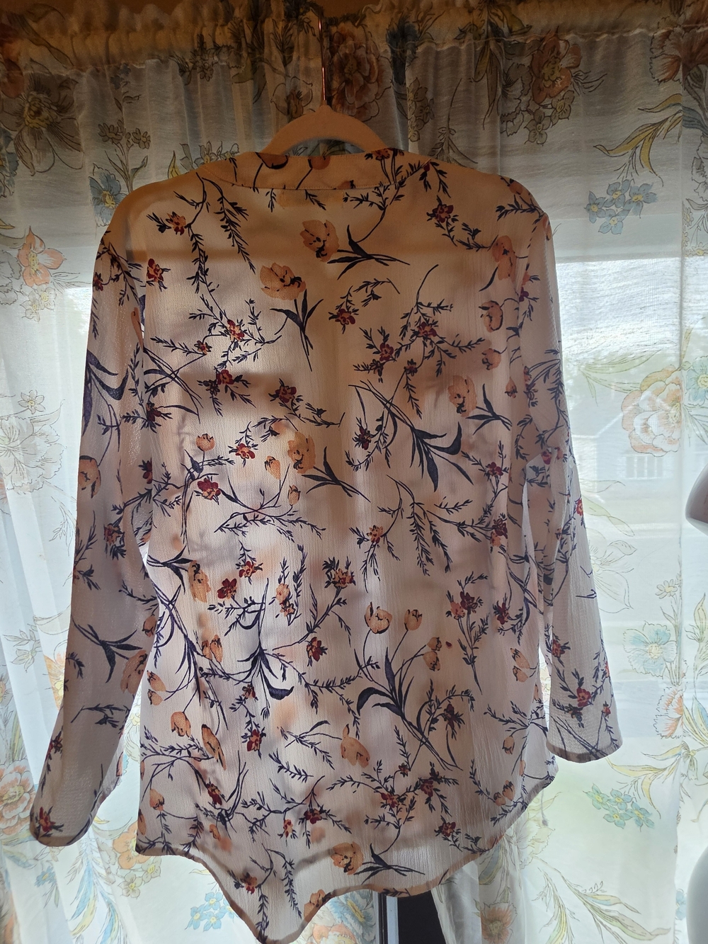 Floral Zip-Front Blouse in White, Navy & Peach - Picture 3 of 3
